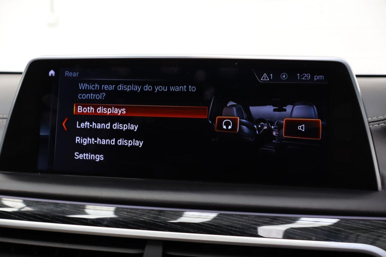 BMW 7 Series view 40