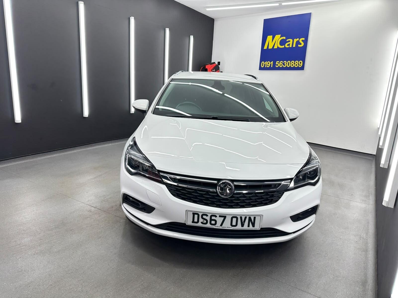 Vauxhall Astra view 9
