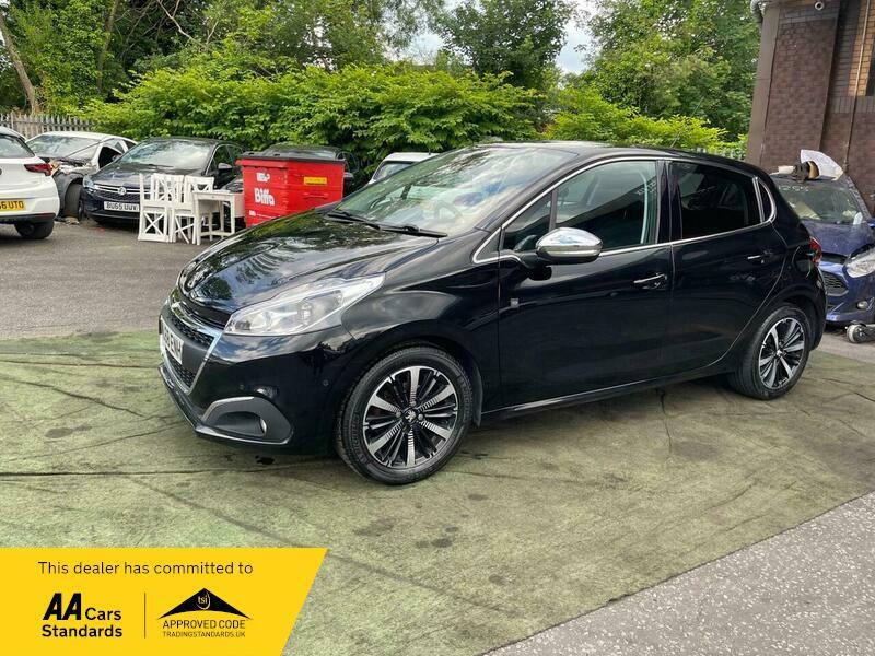2018 Peugeot 208 1.2 PureTech Tech Edition Euro 6 (s/s) 5dr • 68,572 miles image 11