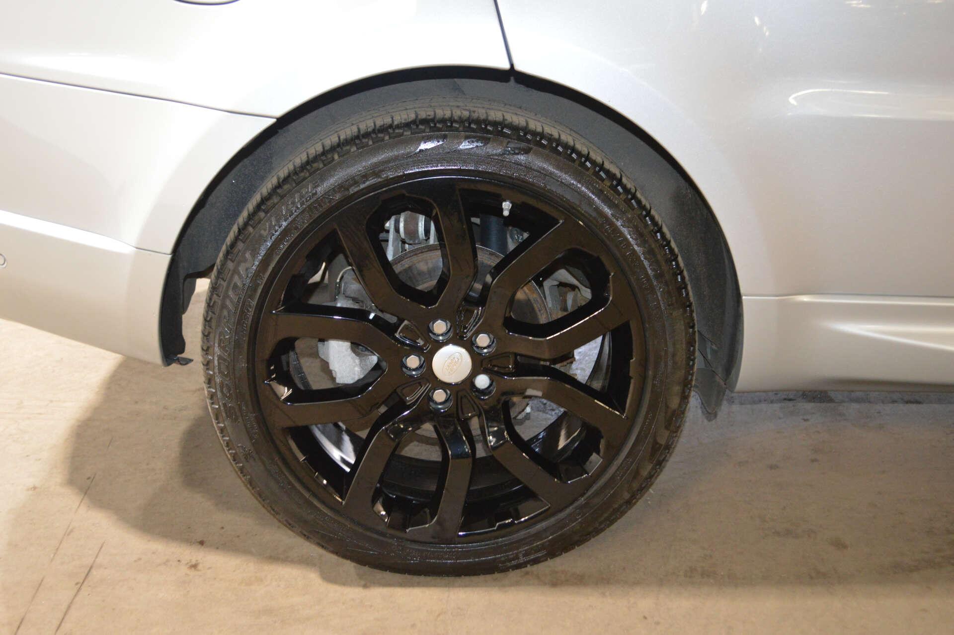 Land Rover Range Rover Sport view 22