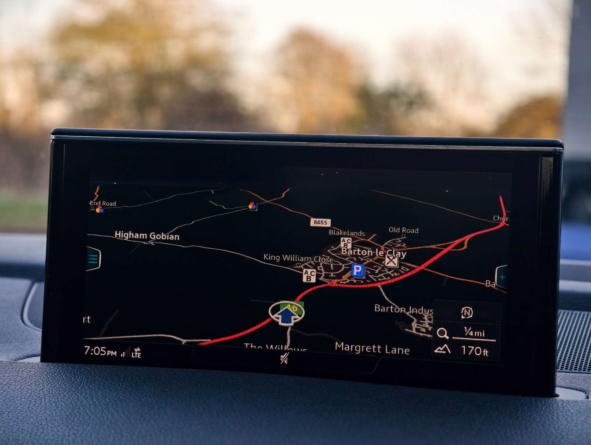 Audi SQ7 view 32