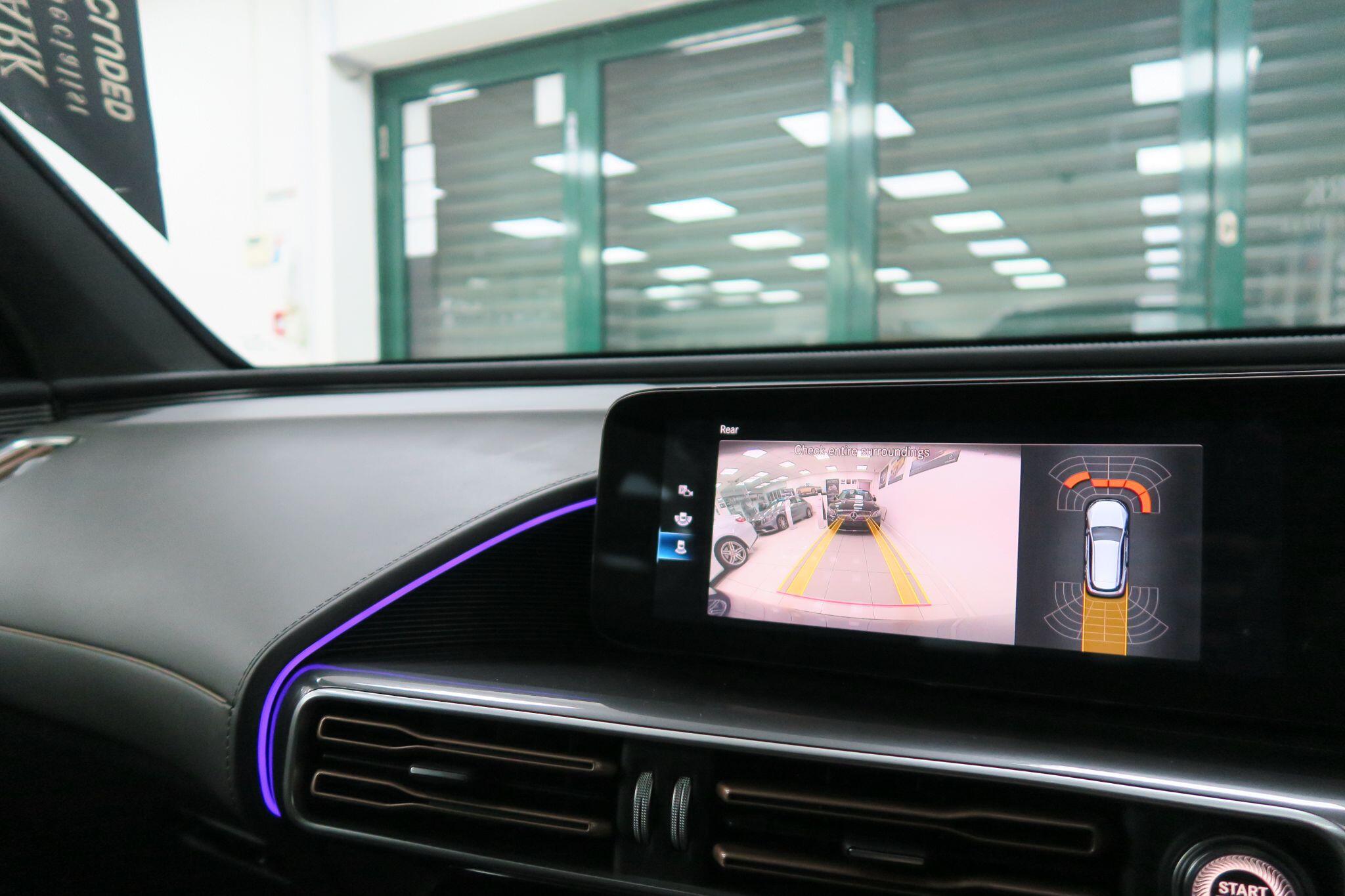 Mercedes-Benz EQC view 16