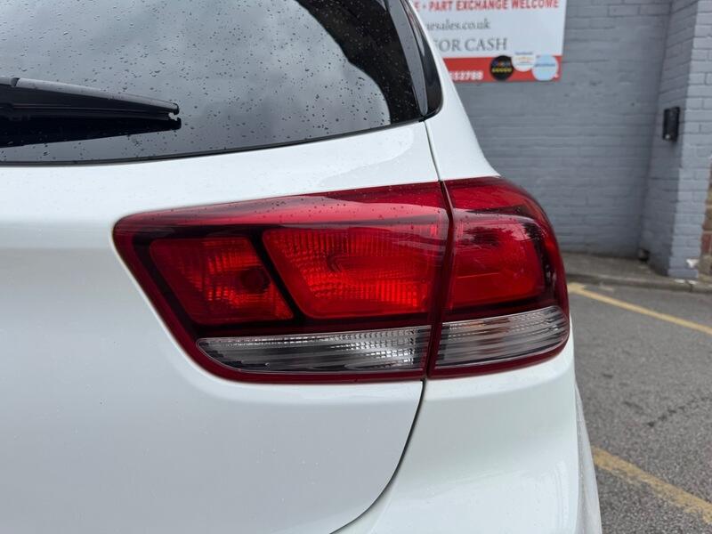Kia Rio view 25