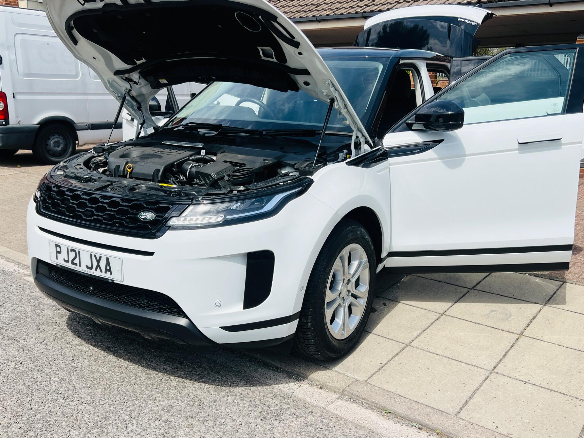 Land Rover Range Rover Evoque view 5