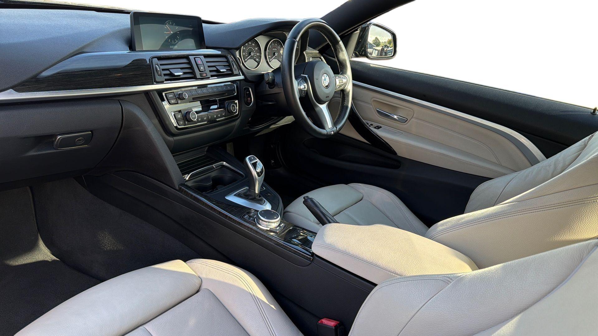 BMW 4 Series view 7