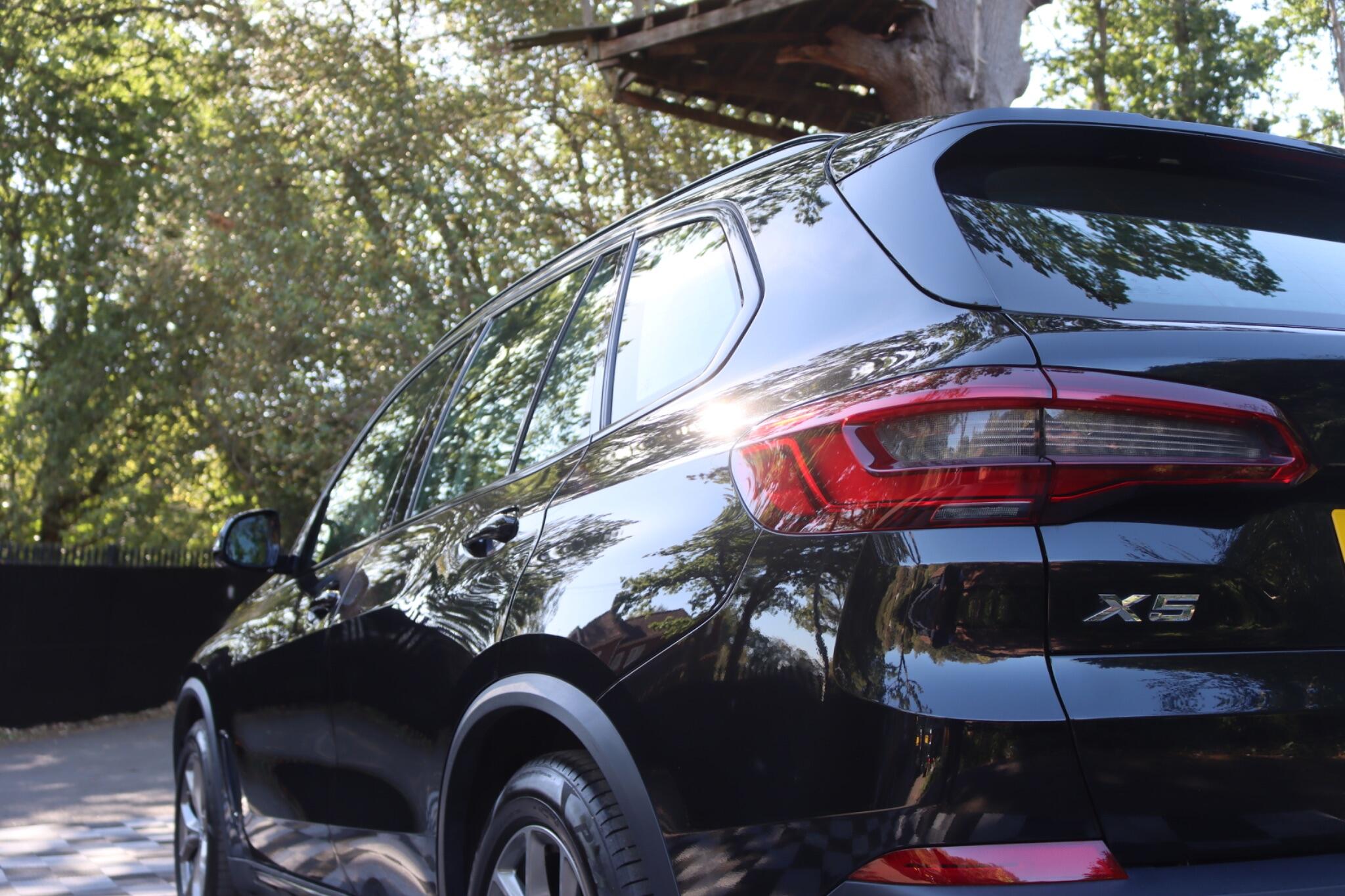 BMW X5 view 20