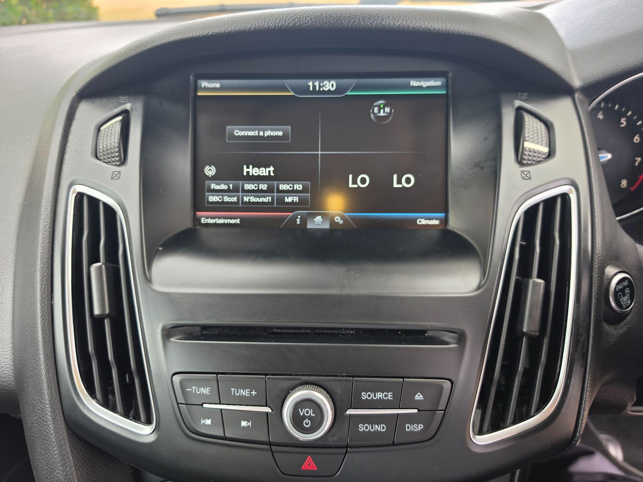 Ford Focus view 31