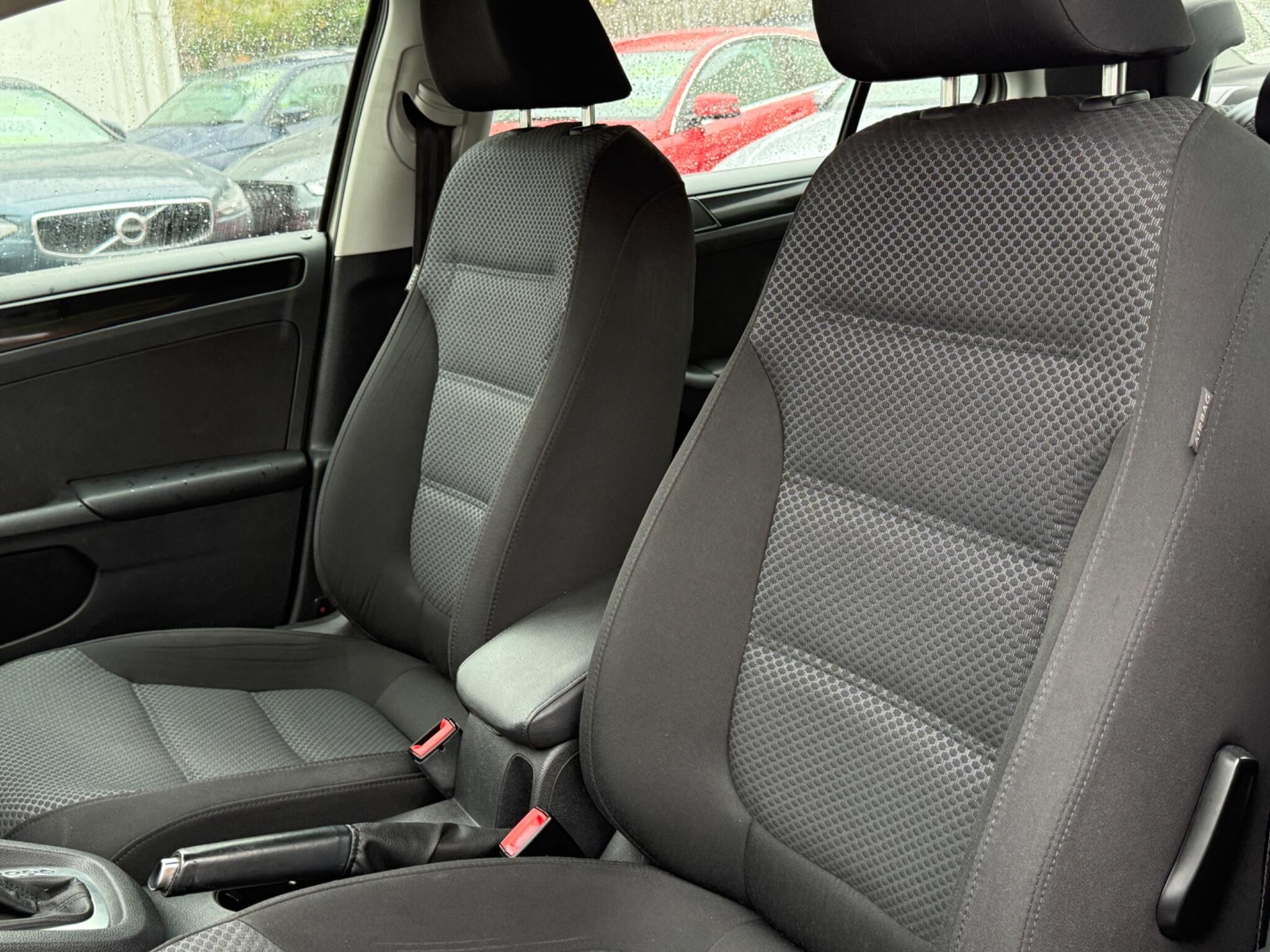 Volkswagen Jetta - Image 50