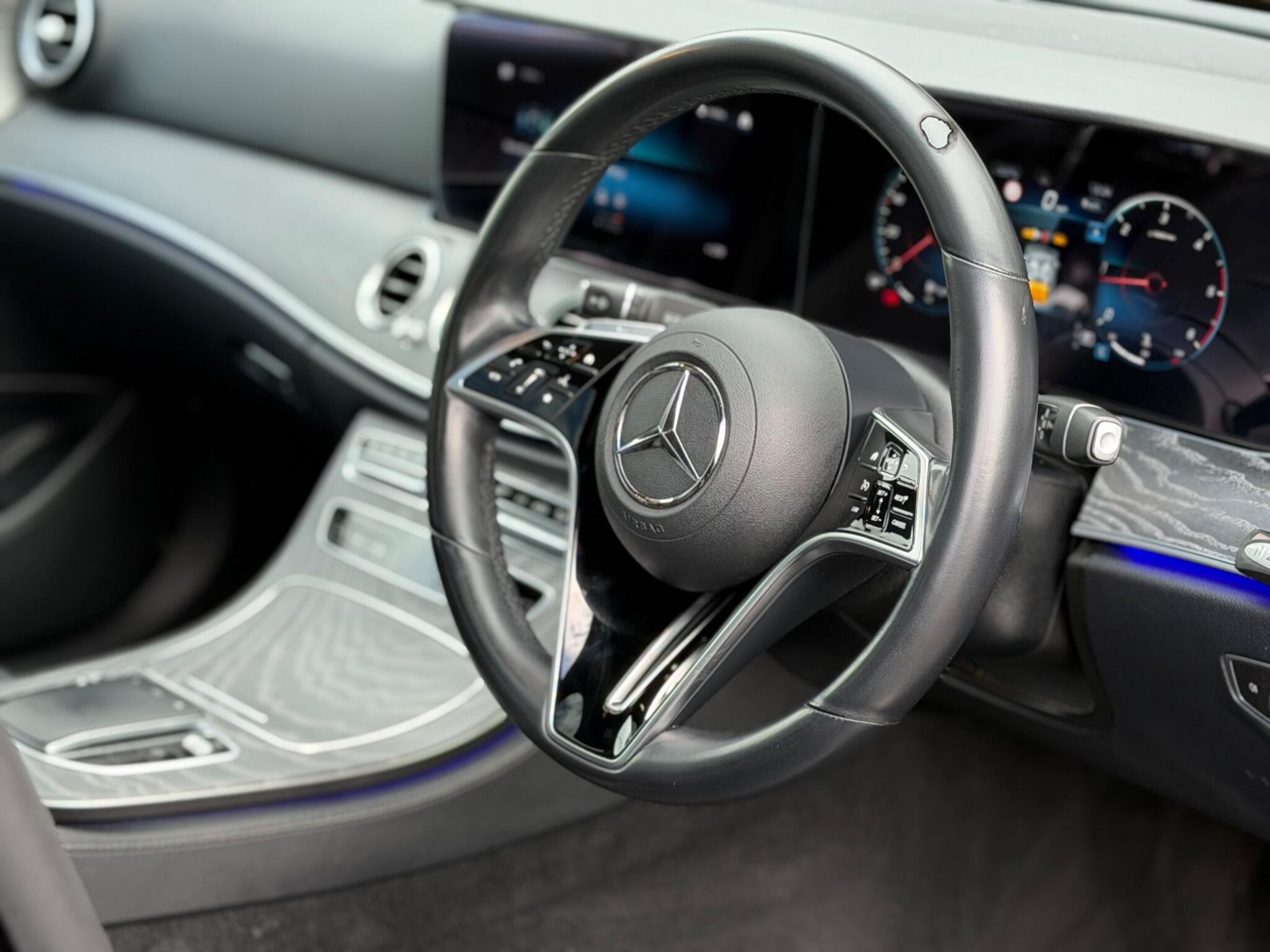 Mercedes-Benz E-Class view 14