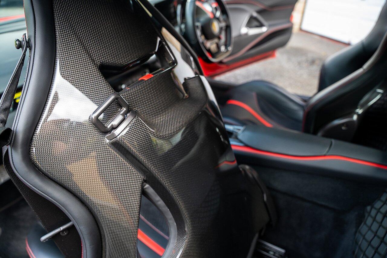 Ferrari 812 view 83