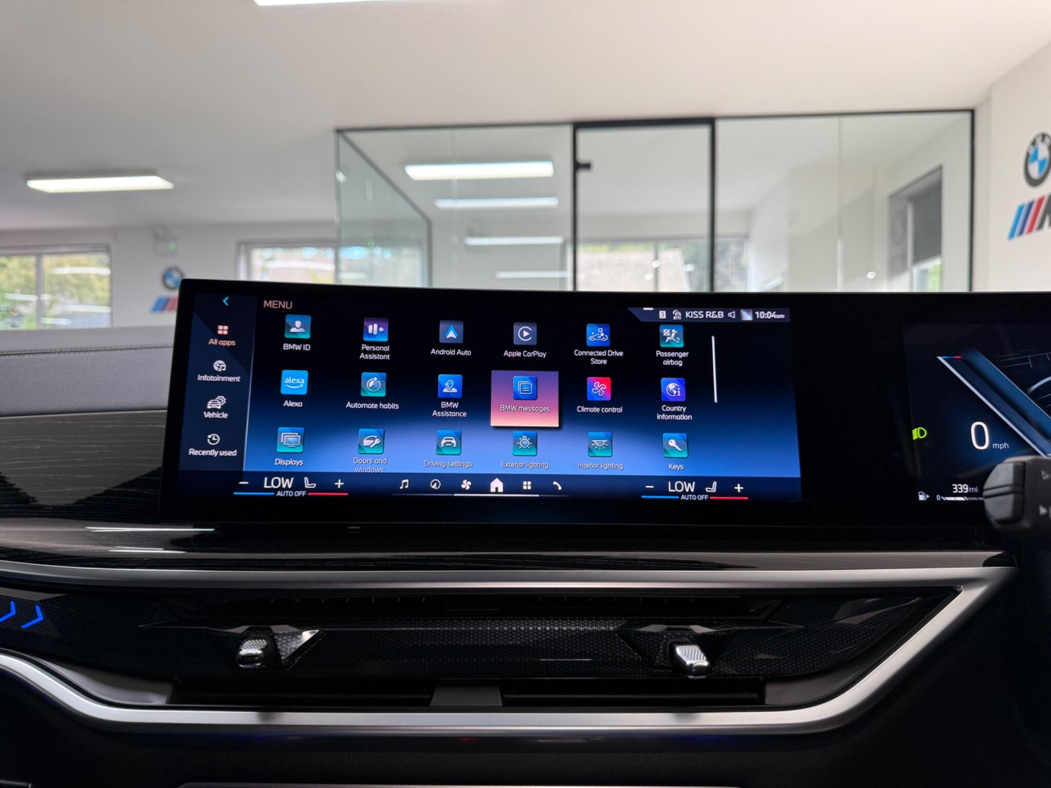 BMW X5 view 32