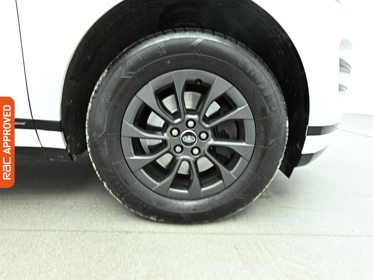 Land Rover Range Rover Evoque view 24