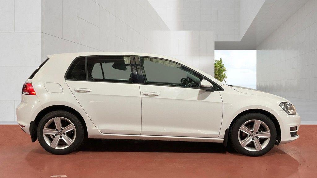 Volkswagen Golf view 5