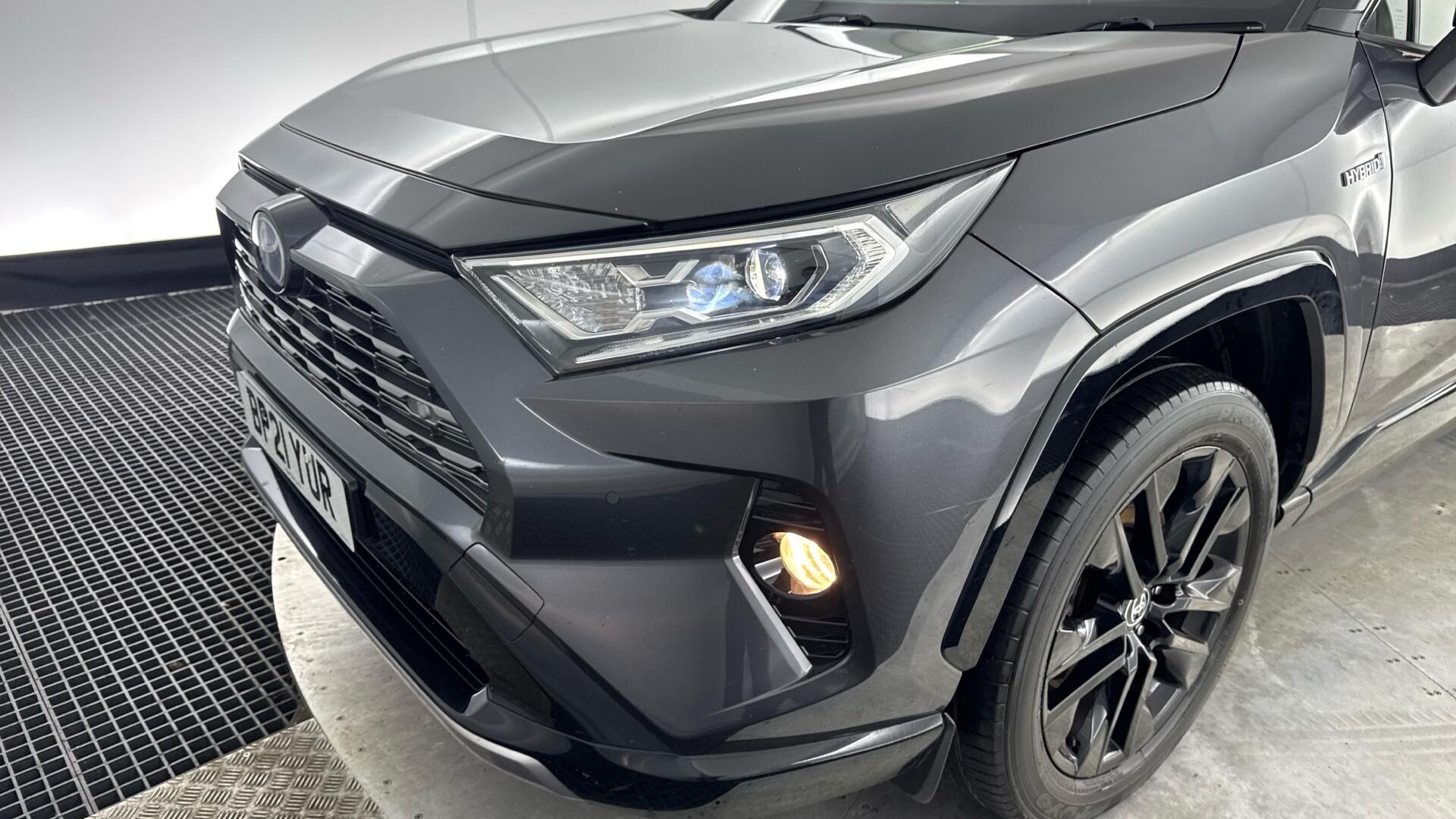 Toyota RAV4 view 27