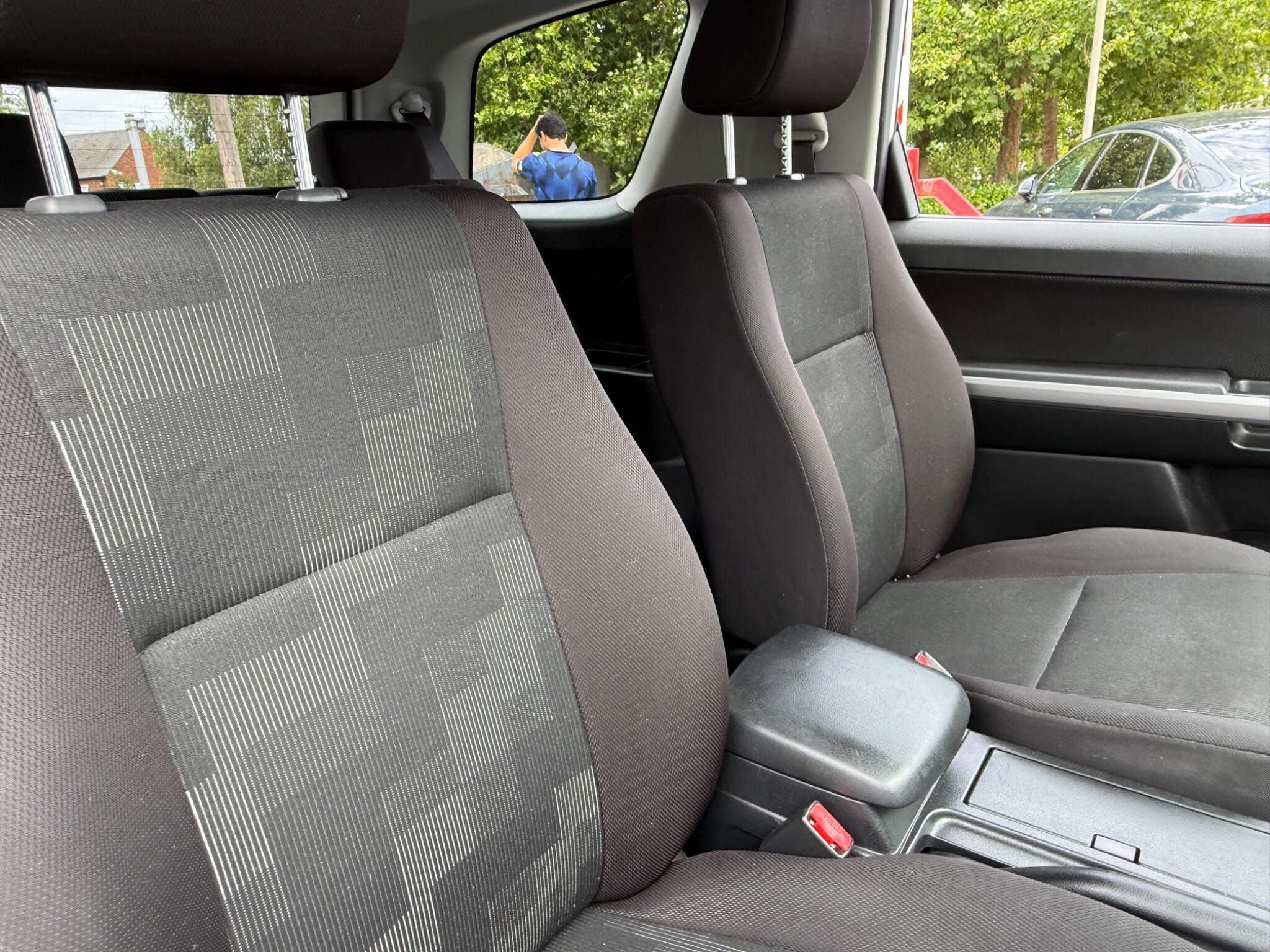 Suzuki Grand Vitara - Image 35