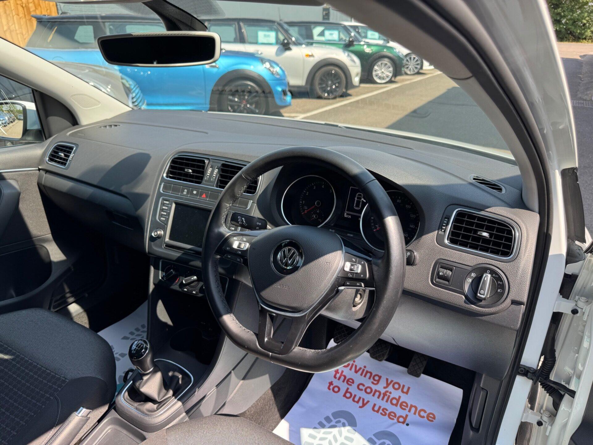 Volkswagen Polo view 20