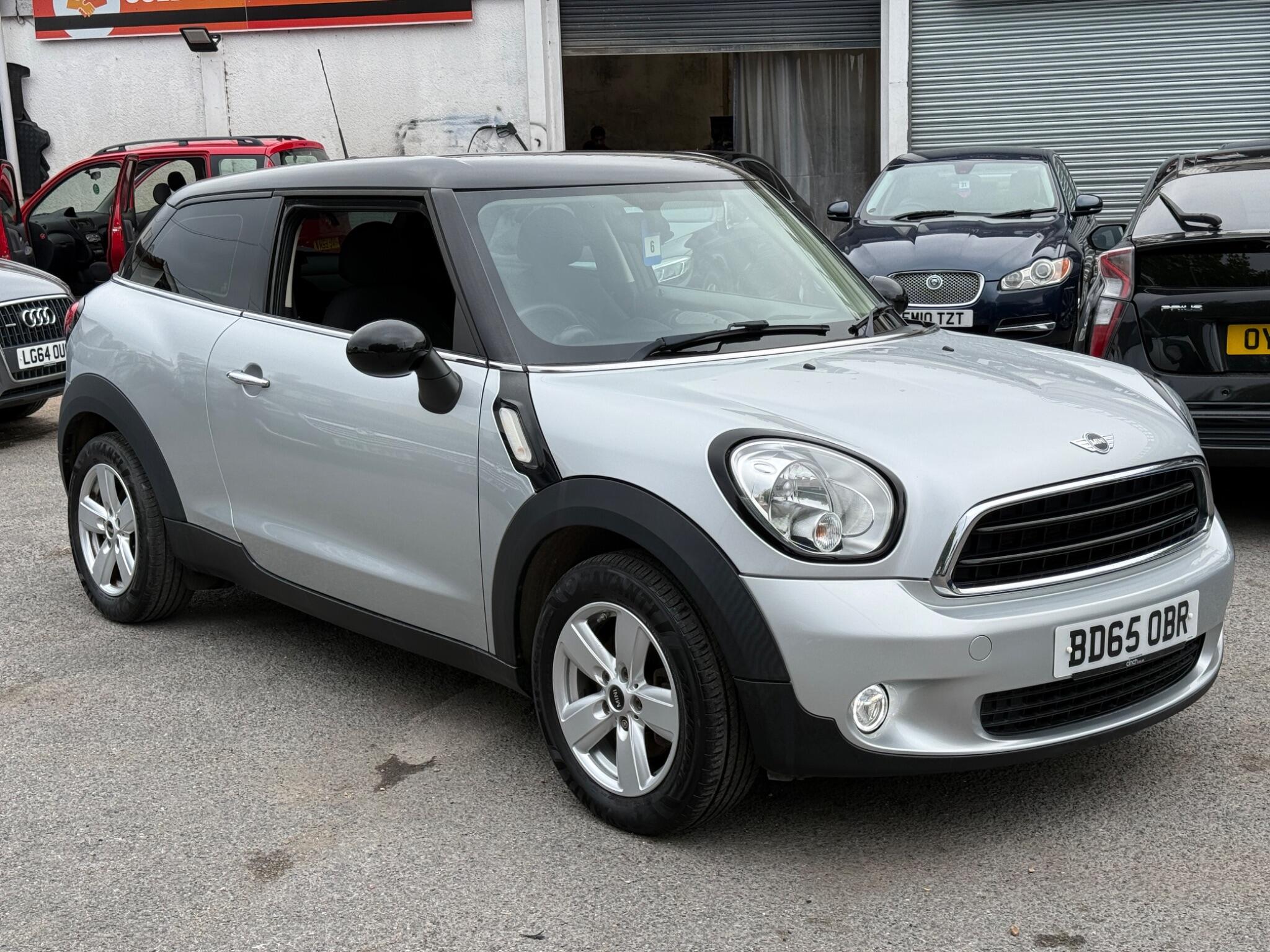 MINI Paceman