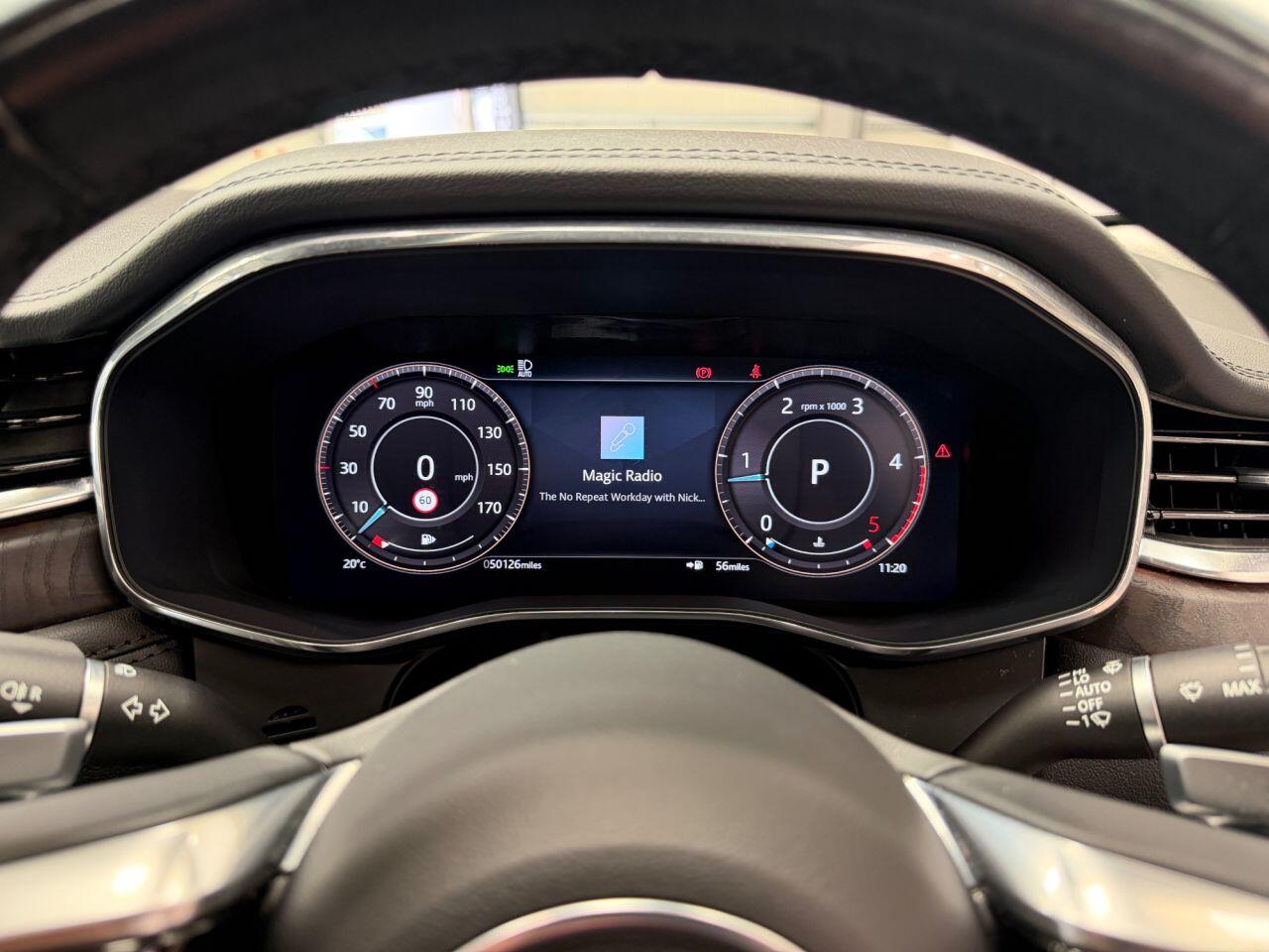 Jaguar F-Pace view 10