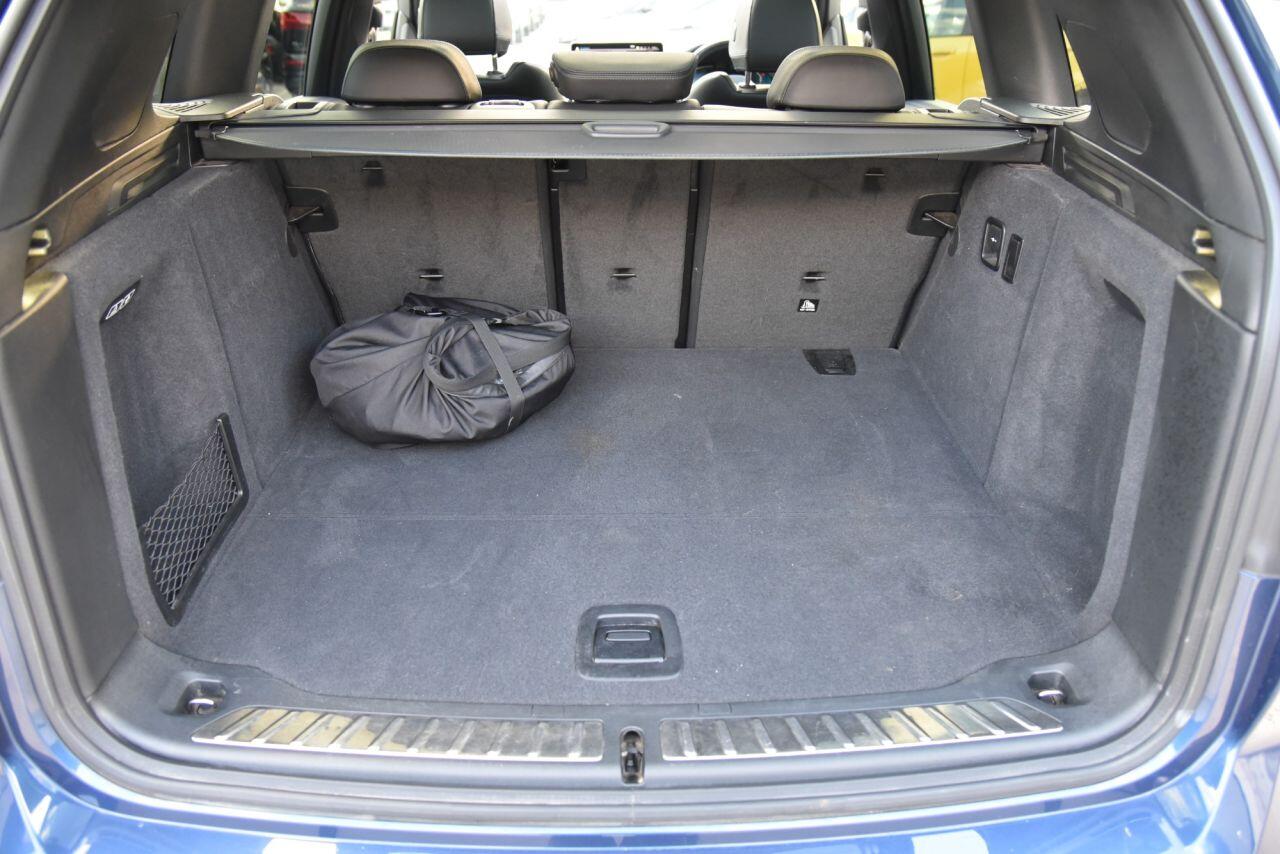 BMW Ix3 view 64