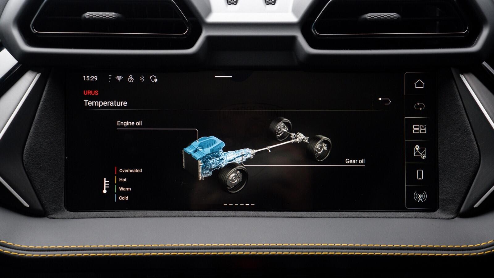 Lamborghini Urus view 17