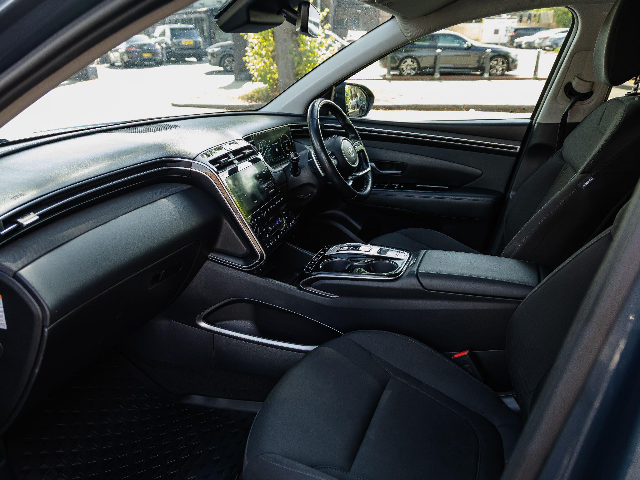 Hyundai Tucson view 30