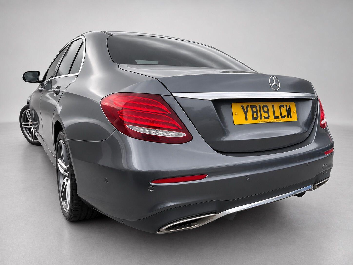 Mercedes-Benz E-Class view 10
