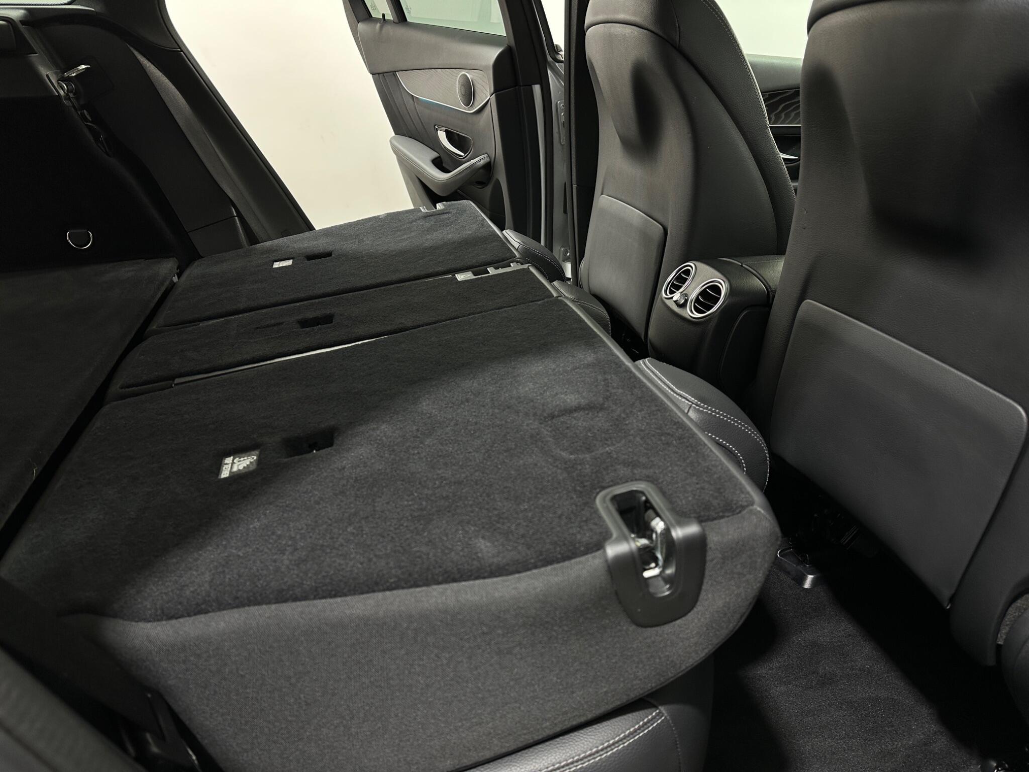 Mercedes-Benz GLC view 47