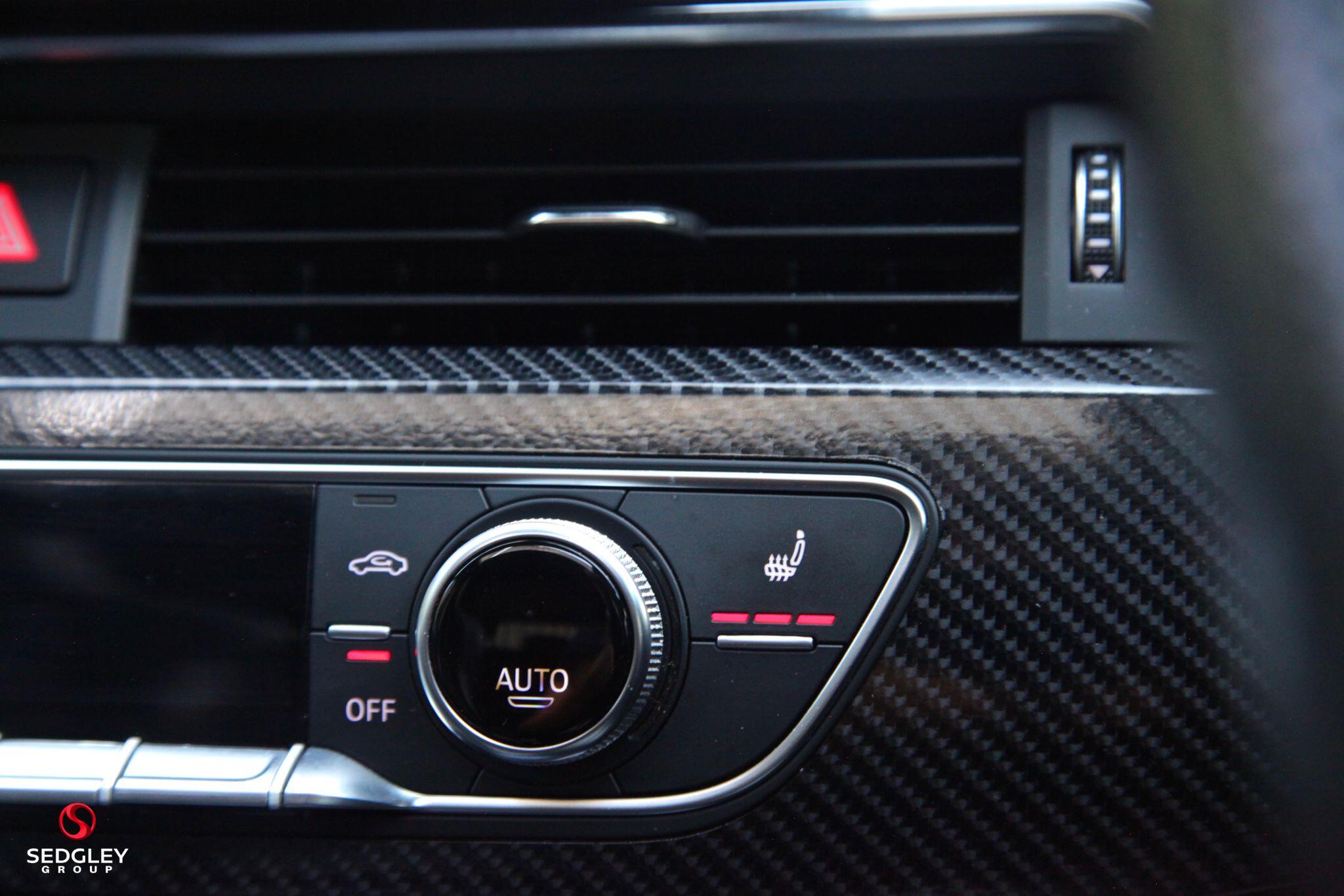 Audi S4 view 25