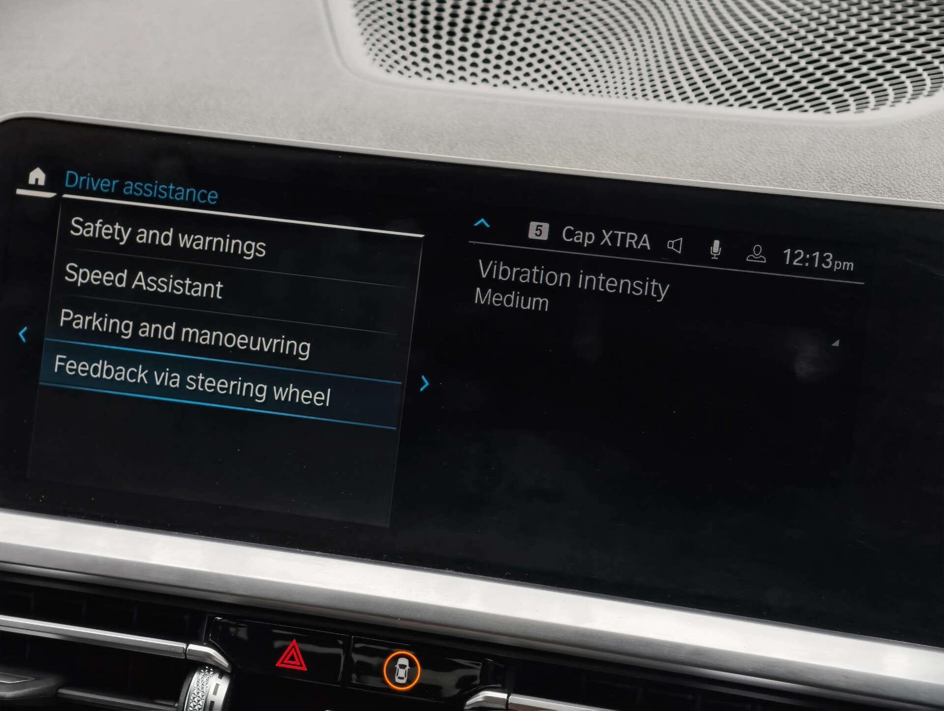 BMW 3 Series view 32