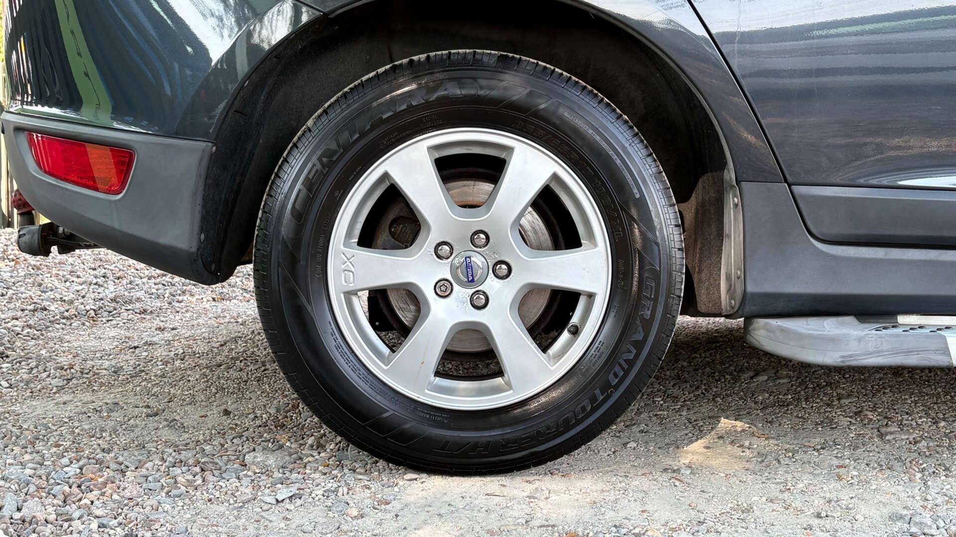 Volvo XC60 view 33