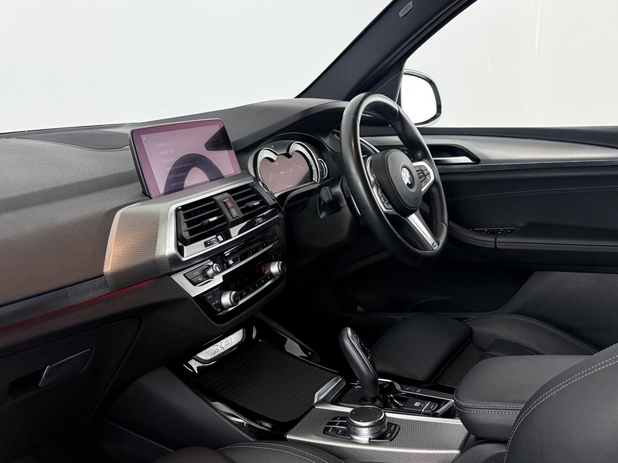 BMW X3 view 13