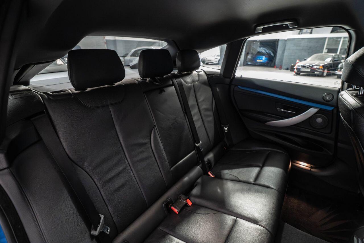BMW 3 Series view 24