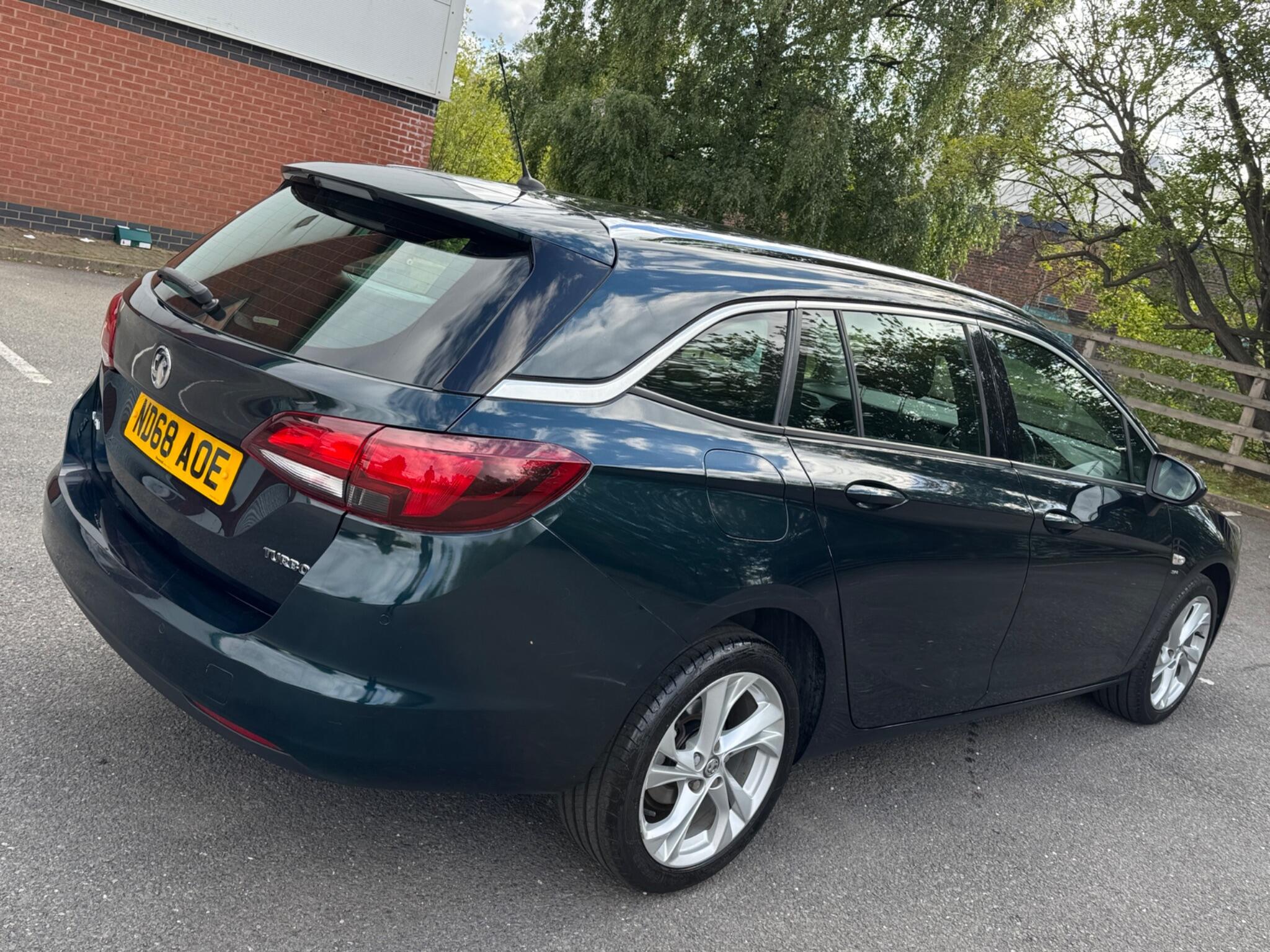 Vauxhall Astra view 5