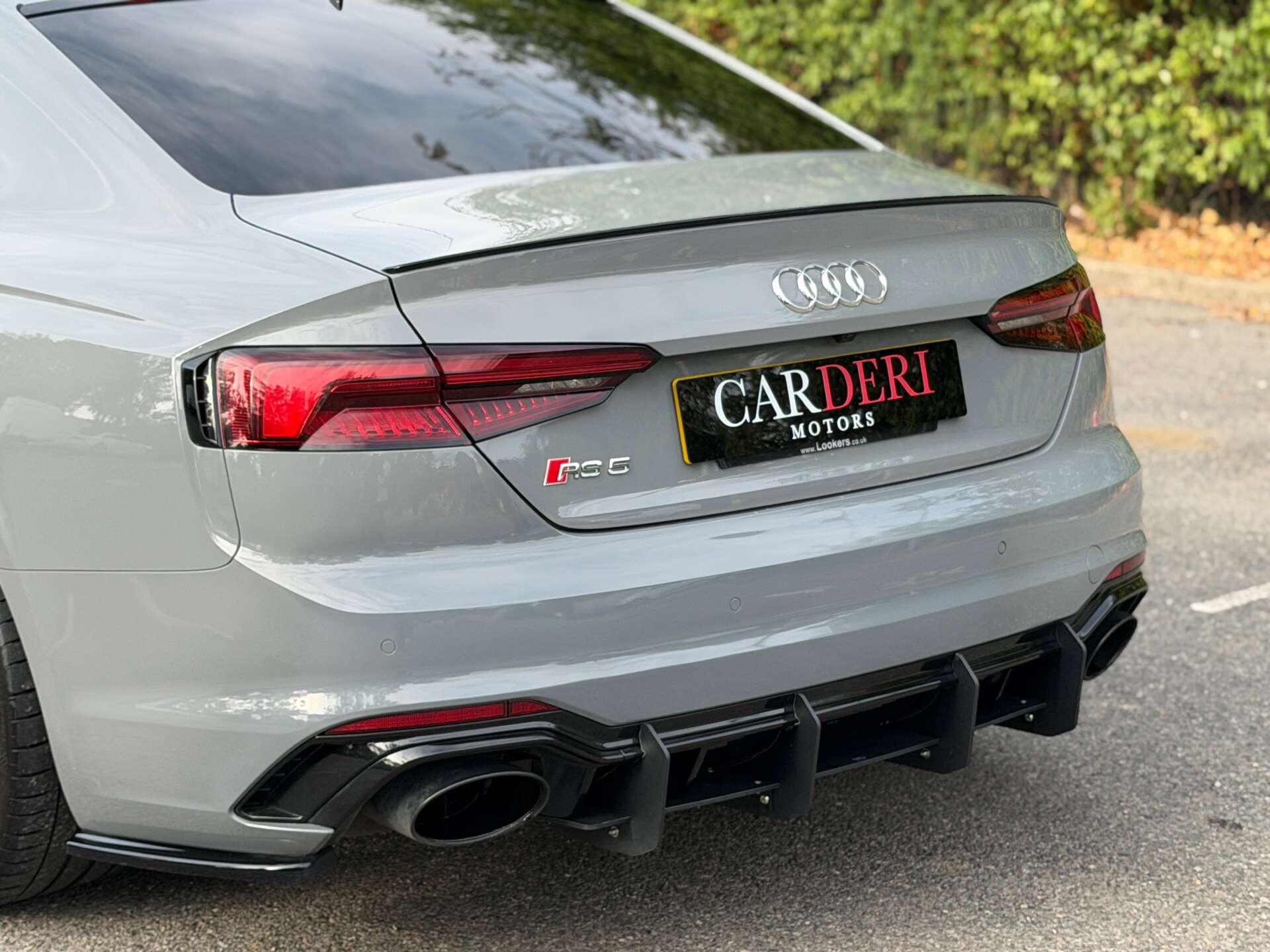 Audi RS5 view 21