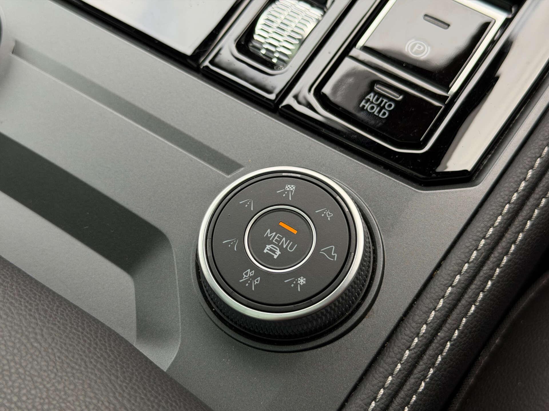 Volkswagen Touareg view 33