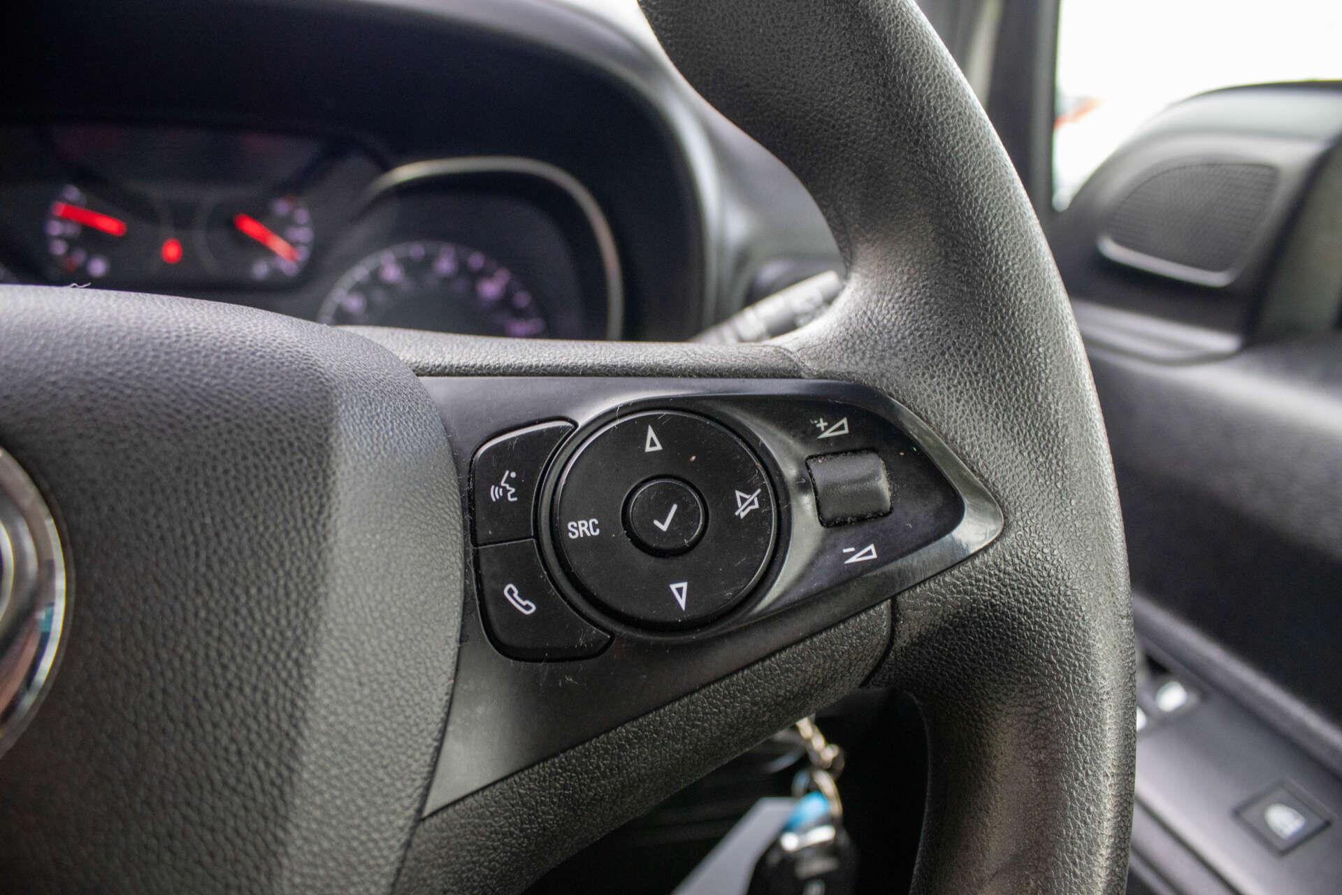Vauxhall Combo Life view 20