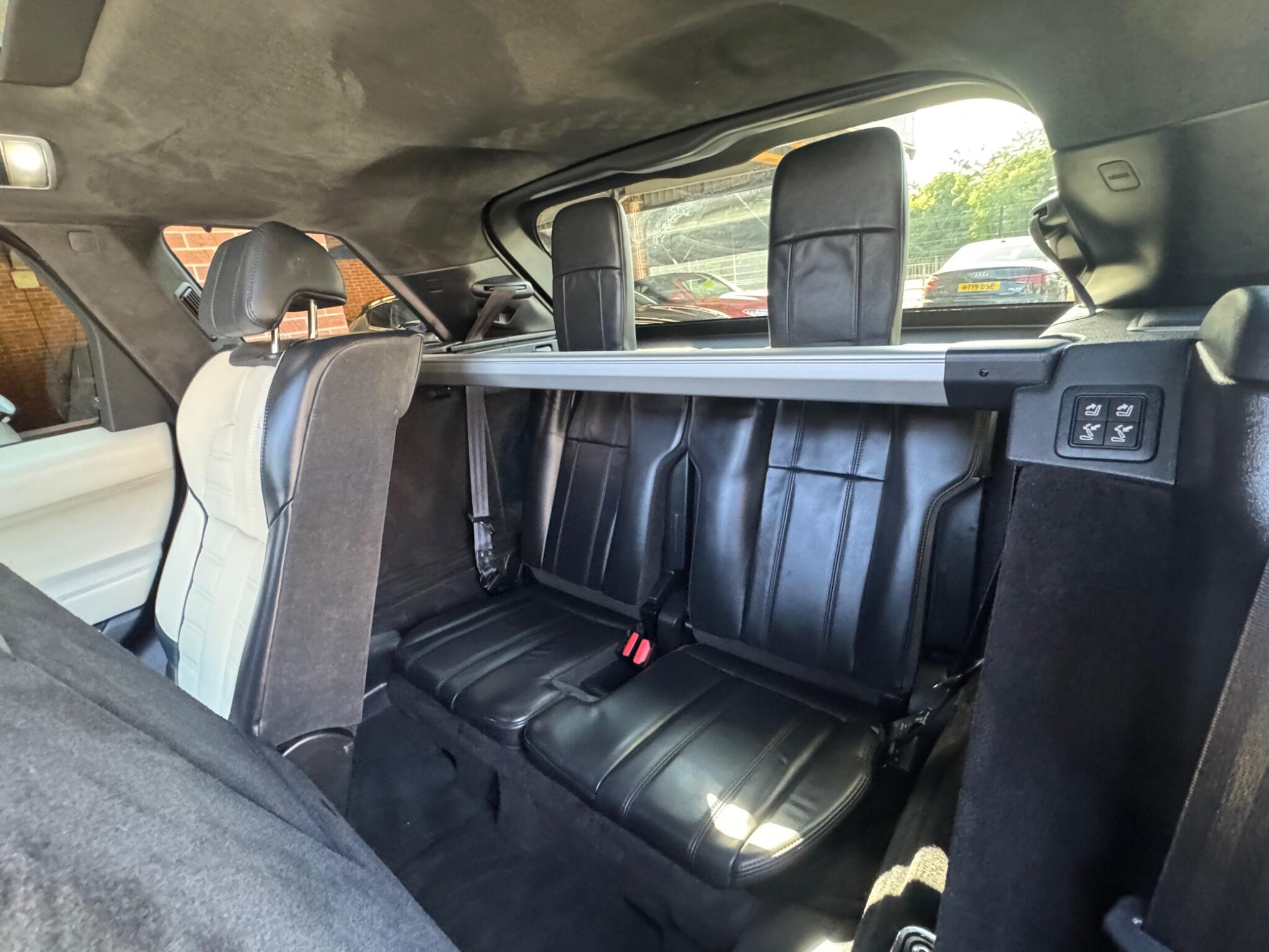 Land Rover Range Rover Sport view 13