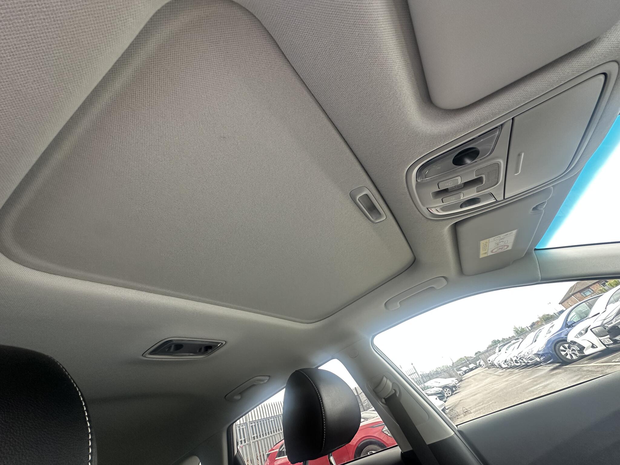 Kia Niro view 22