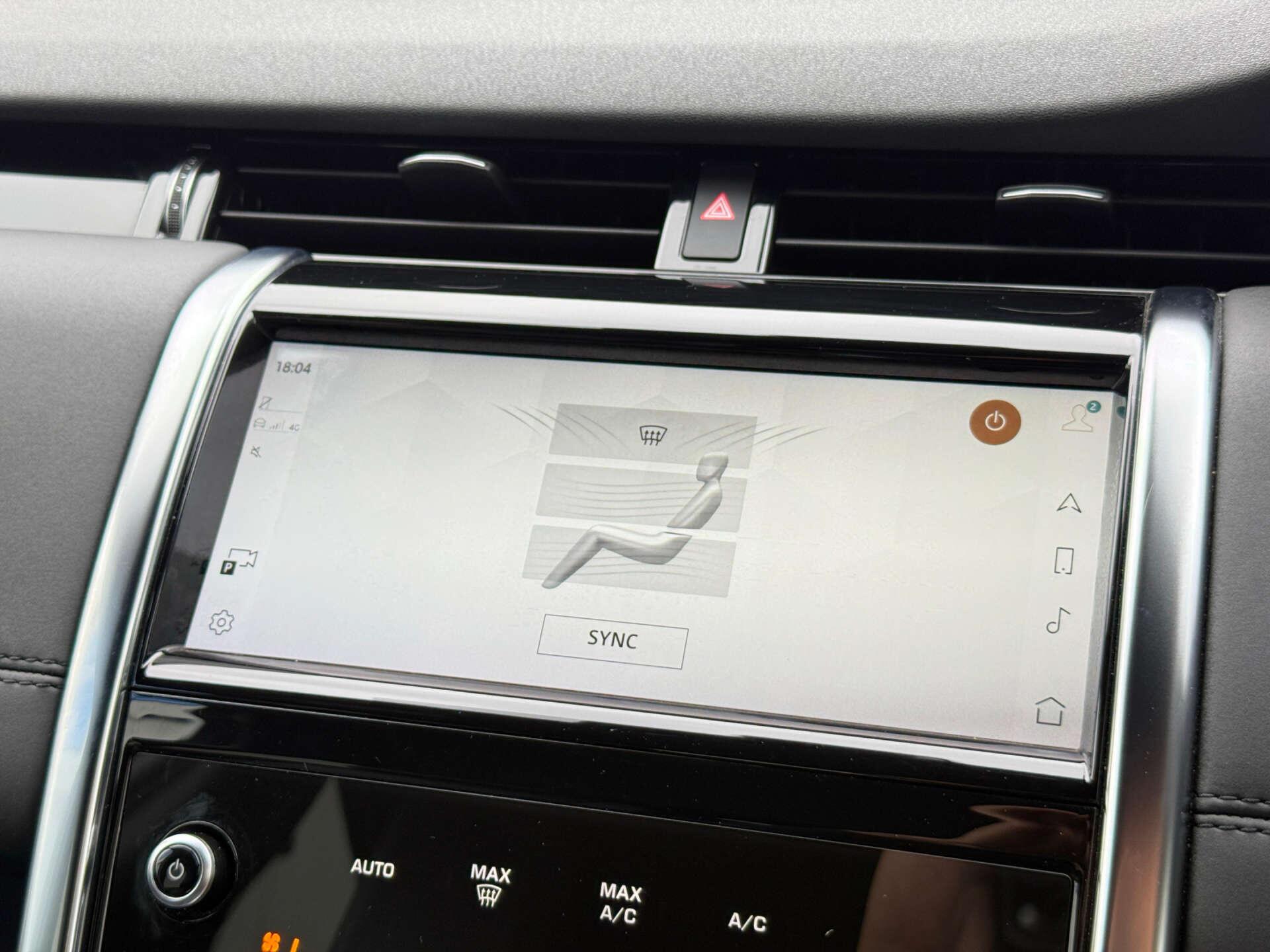 Land Rover Discovery Sport view 70