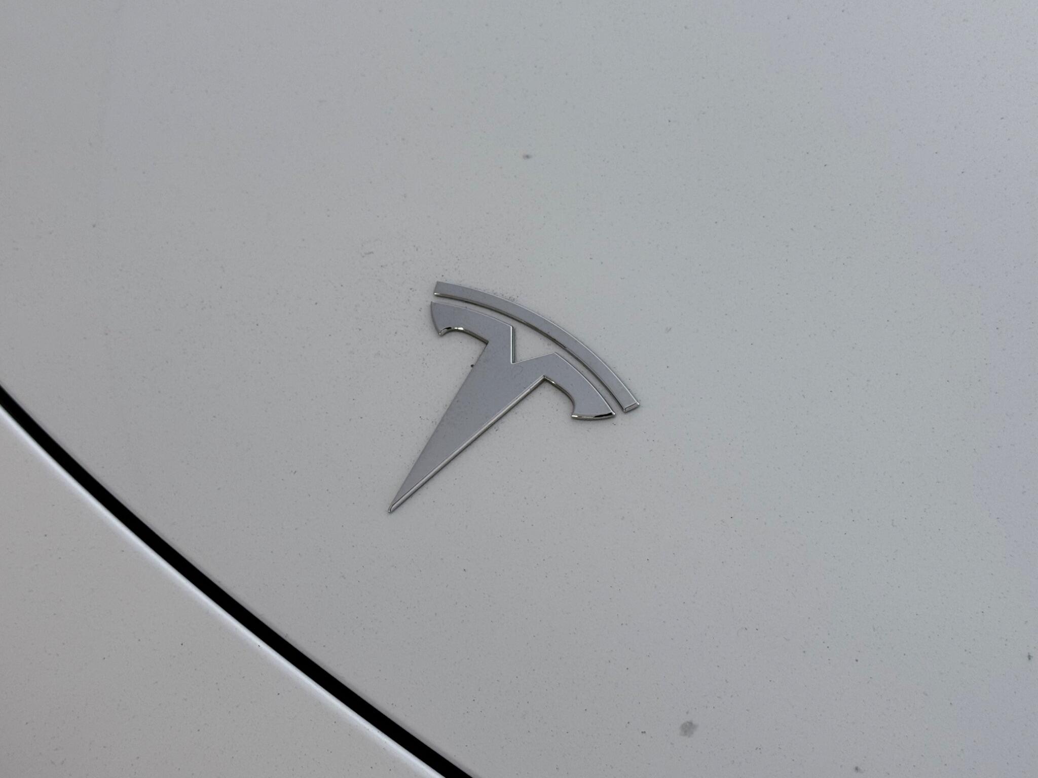 Tesla Model 3 view 17