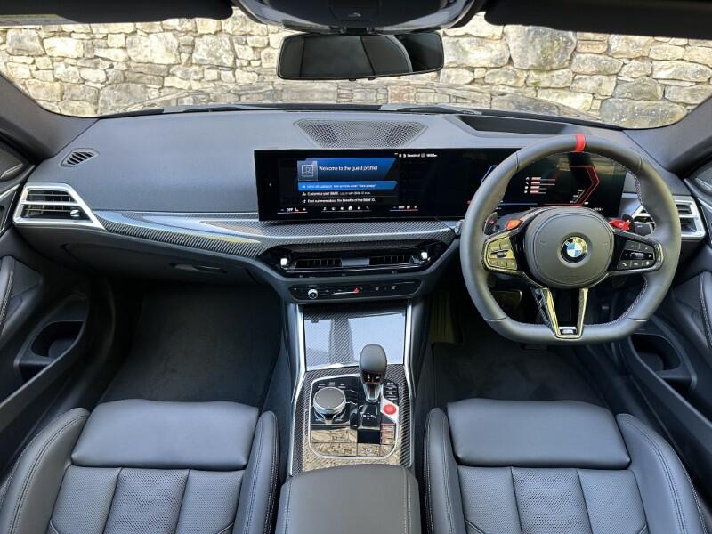 BMW M4 view 4