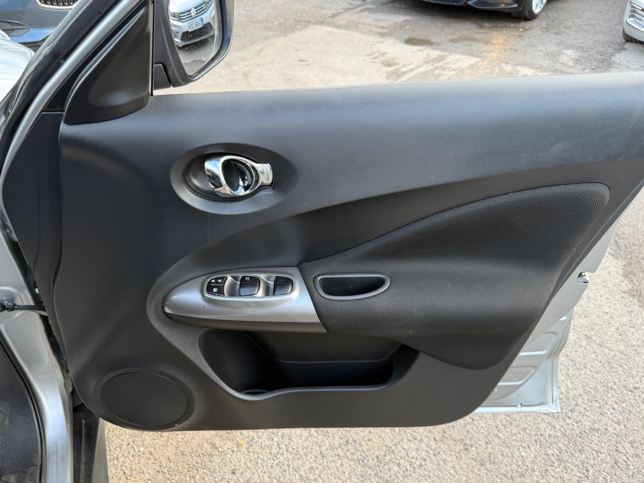 Nissan Juke - Image 35