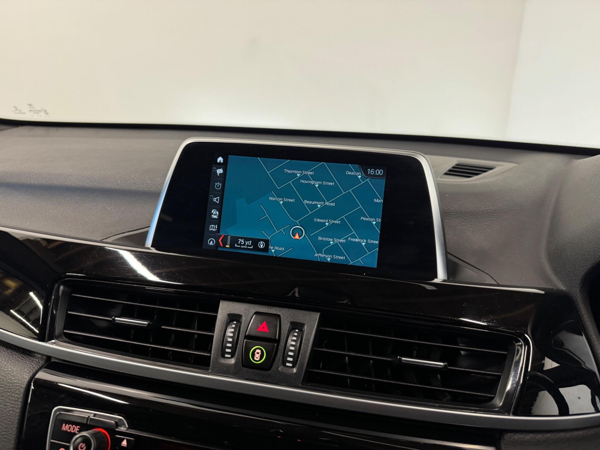 BMW X1 view 21