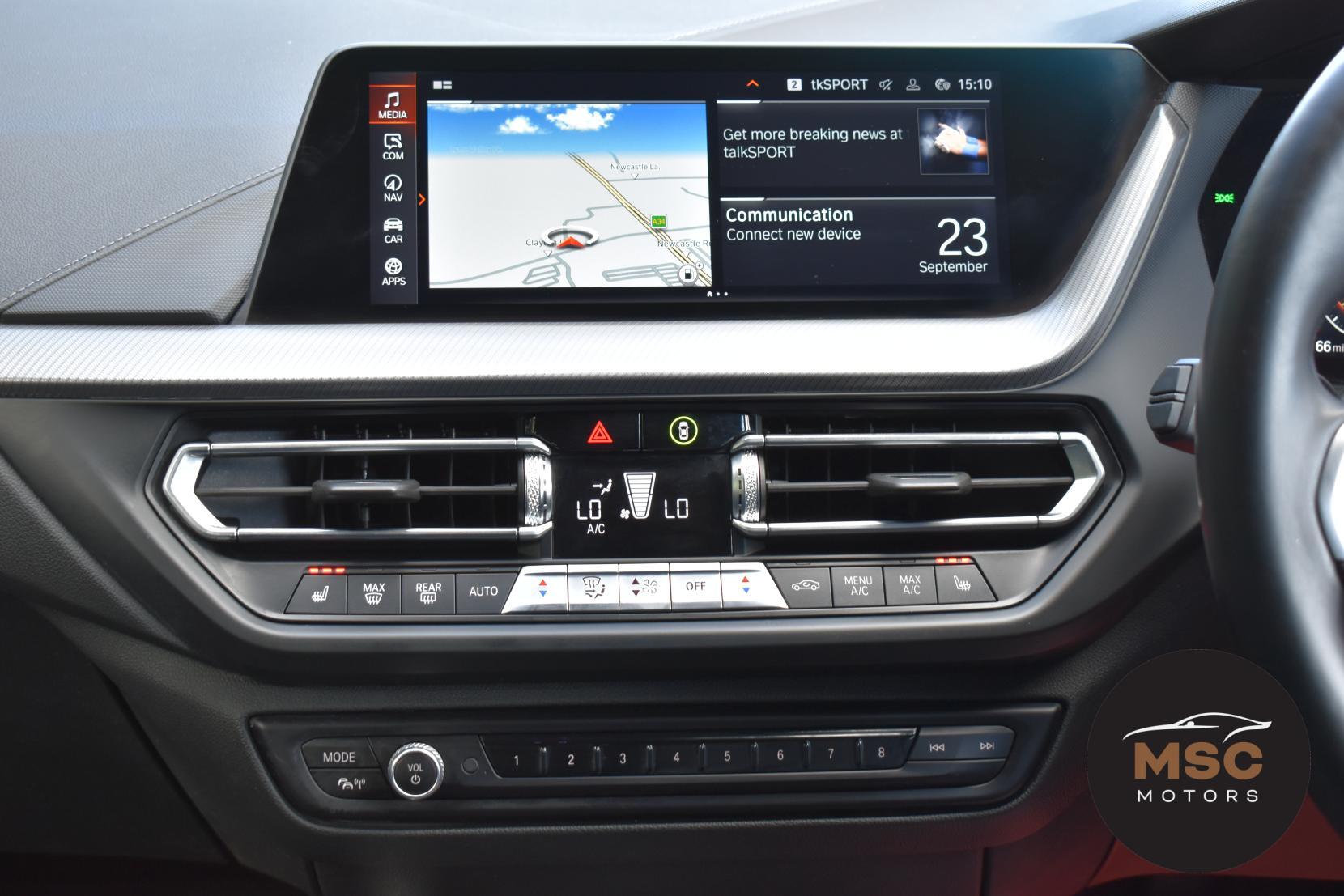BMW 1 Series view 44
