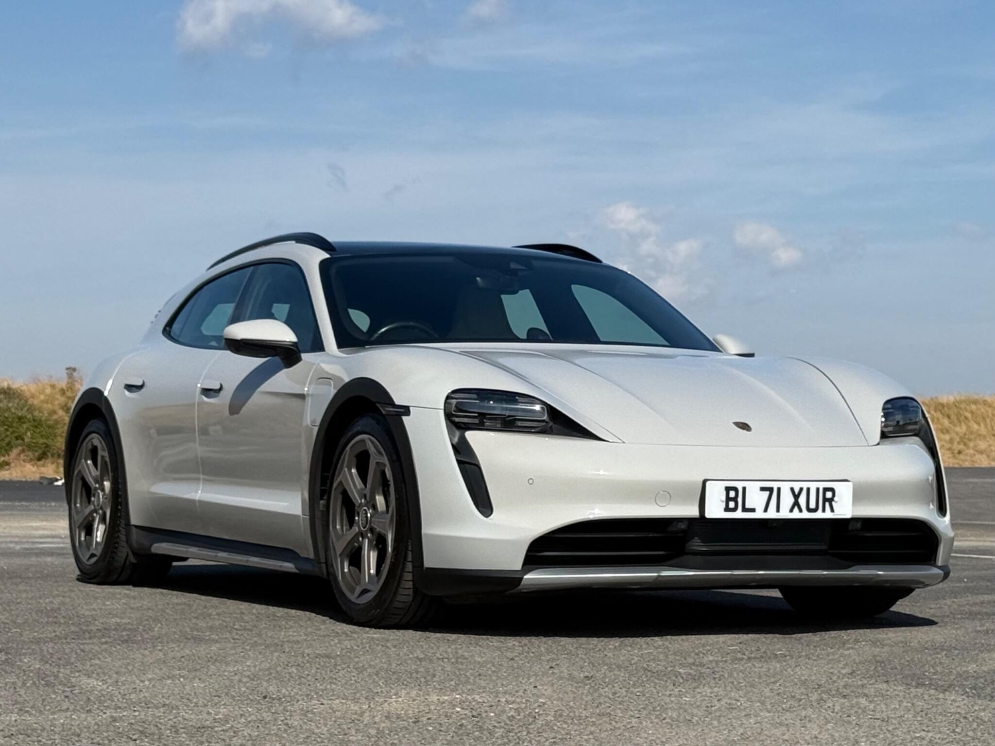 Porsche Taycan view 58