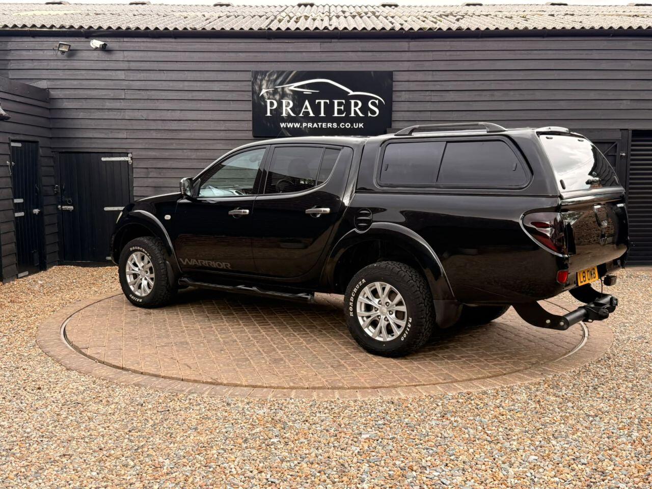 Mitsubishi L200 view 8
