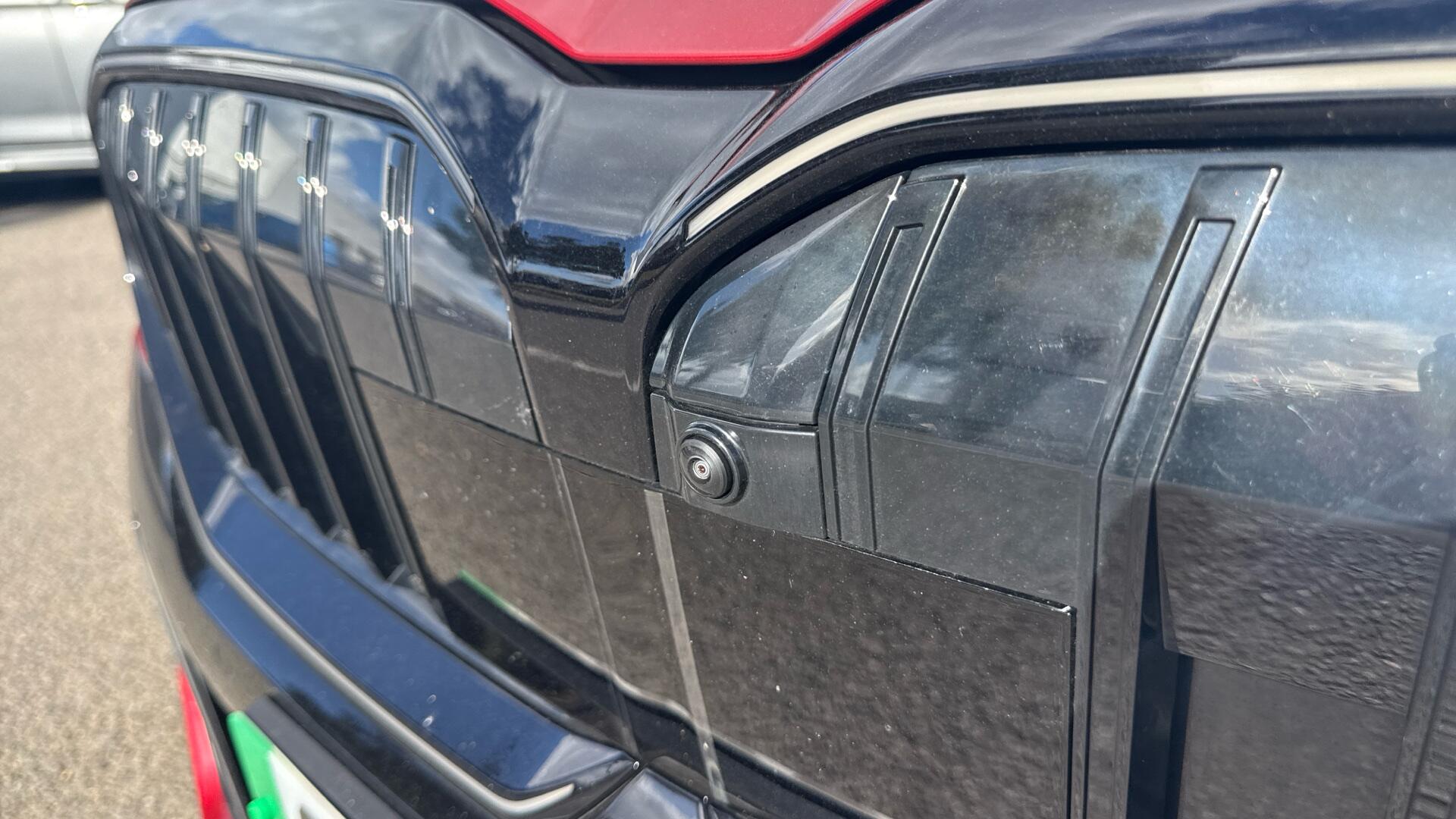 BMW i5 view 38