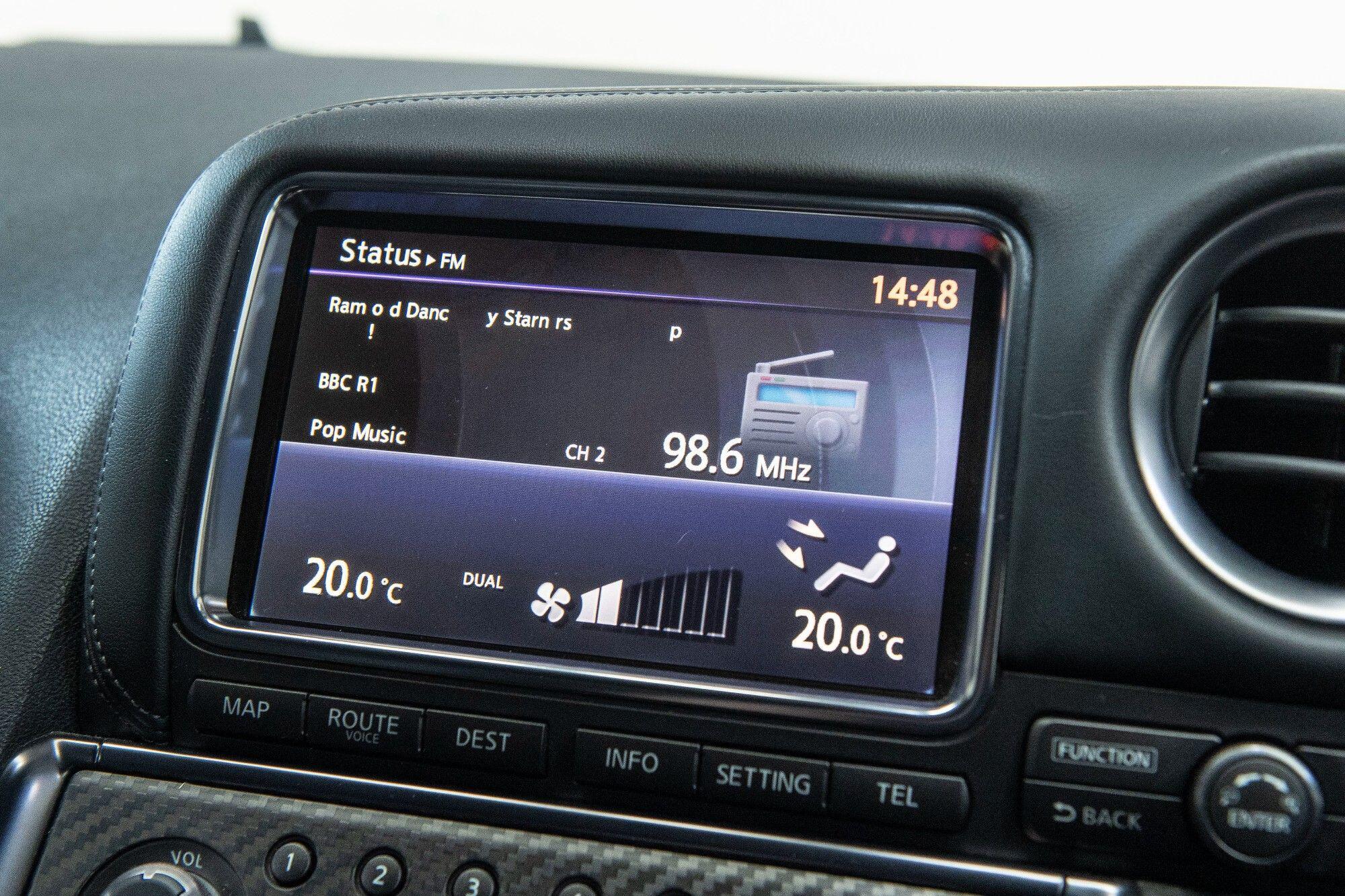 Nissan GT-R view 24