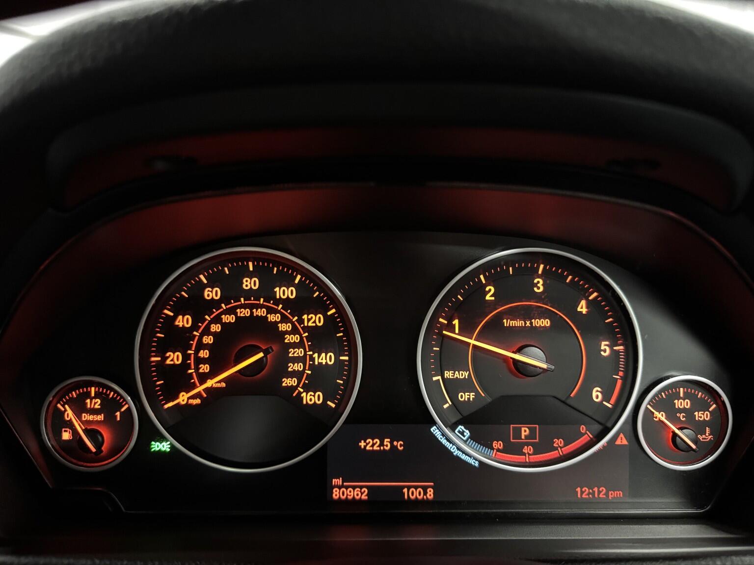 BMW 3 Series view 25