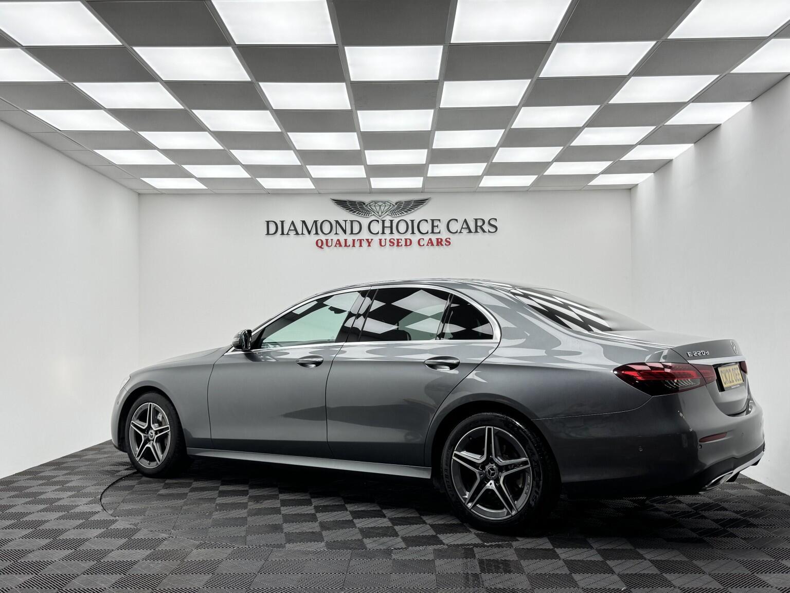 Mercedes-Benz E-Class view 4